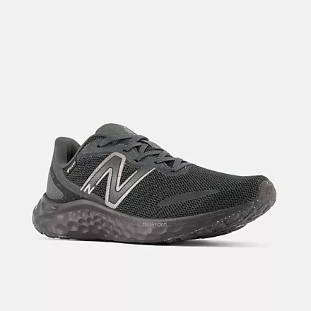 Fresh Foam Arishi v4 Gore-Tex, NIB size 8.5